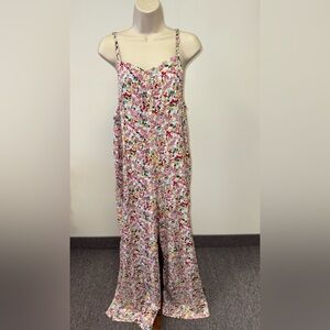 NWT New Style (Medium) Brand New Colorful Floral Jumpsuit with Pockets